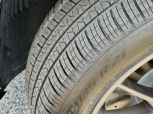 Used 2024 Mercedes-Benz GLE 350 4MATIC image 16