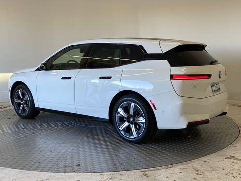 New 2026 BMW iX xDrive45 image 3