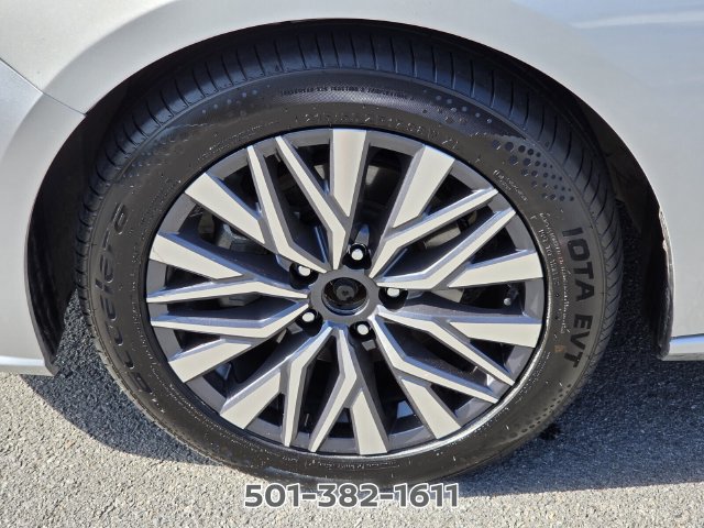 Used 2023 Nissan Altima 2.5 SV FWD image 19