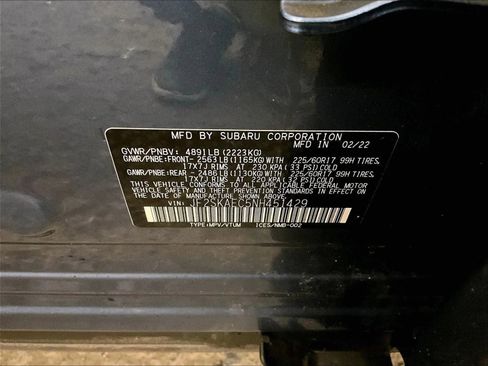 Used 2022 Subaru Forester Premium AWD/4WD image 32