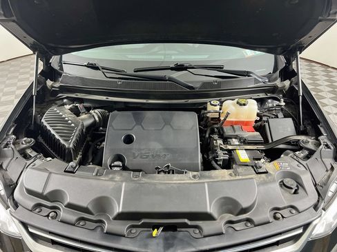 Used 2021 Chevrolet Traverse LT w/ LPO, Floor Liner Package AWD/4WD image 36