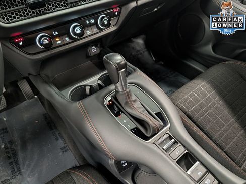 Used 2025 Honda HR-V Sport image 15