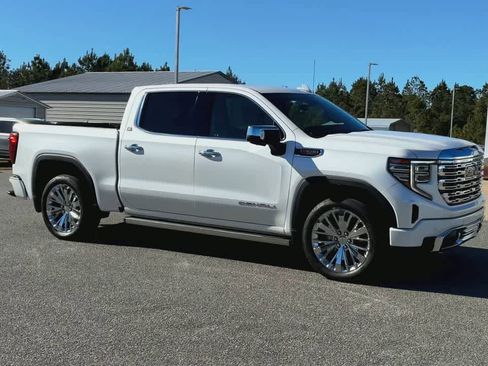 Used 2023 GMC Sierra 1500 Denali w/ Technology Package image 2