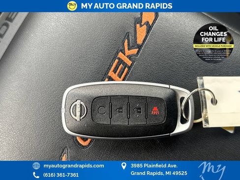 Used 2024 Nissan Pathfinder Rock Creek AWD/4WD image 35