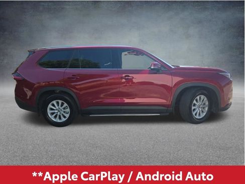 Used 2025 Toyota Grand Highlander FWD image 3