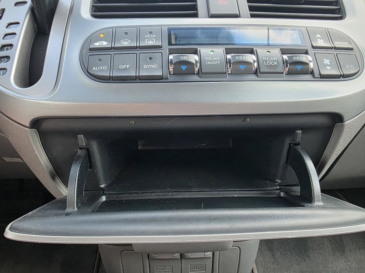 Used 2009 Honda Odyssey EX image 17