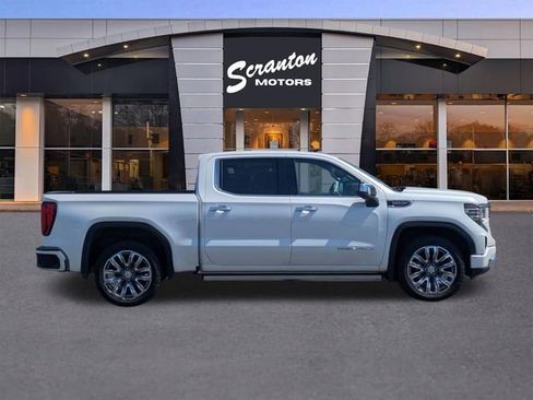 Certified 2022 GMC Sierra 1500 Denali w/ Denali Reserve Package AWD/4WD image 6