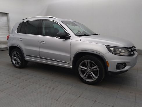 Used 2017 Volkswagen Tiguan Sport FWD image 11