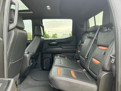 Used 2022 GMC Sierra 1500 AT4 w/ AT4 Premium Package AWD/4WD image 35