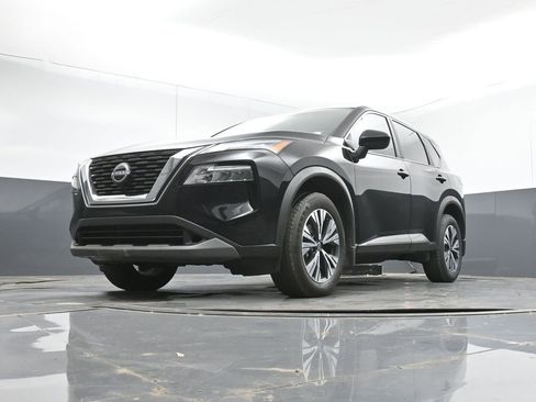 Used 2023 Nissan Rogue SV FWD image 38