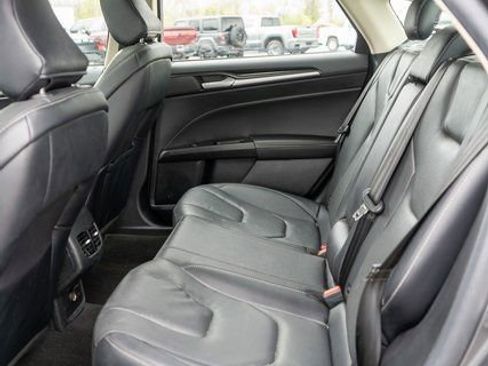 Used 2020 Ford Fusion Energi Titanium FWD image 12