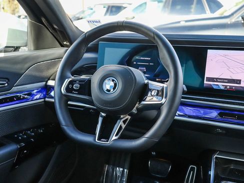 Used 2025 BMW i7 eDrive50 w/ M Sport Package image 14