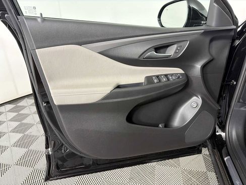 New 2026 Buick Envista Avenir image 8