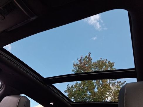 Used 2023 Cadillac XT5 Premium Luxury image 13