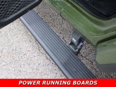 Used 2020 Jeep Wrangler Unlimited Sahara image 12