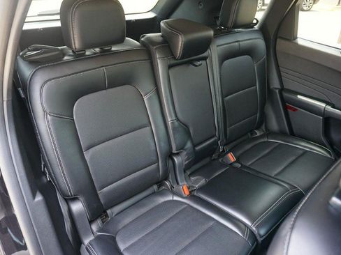 Used 2024 Ford Escape Platinum AWD/4WD image 28