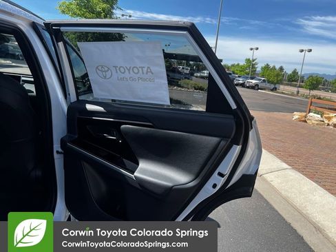 New 2024 Toyota bZ4X image 20