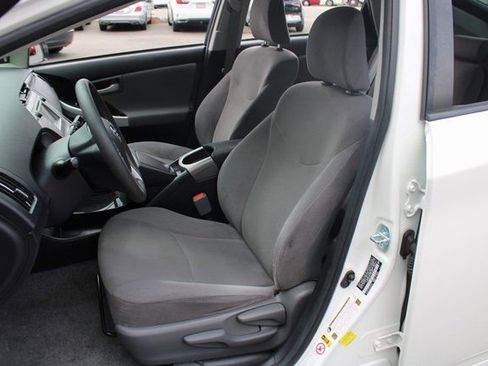 Used 2015 Toyota Prius Prime Plug-In Hybrid image 14