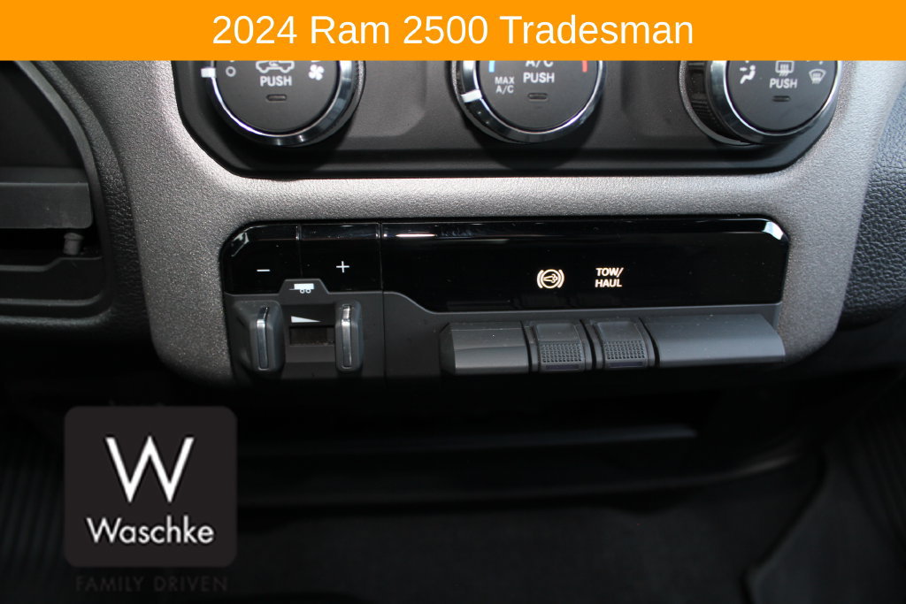 Used 2024 RAM 2500 Tradesman w/ Chrome Appearance Group AWD/4WD image 29