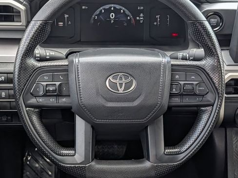 Used 2025 Toyota Tacoma SR5 AWD/4WD image 13