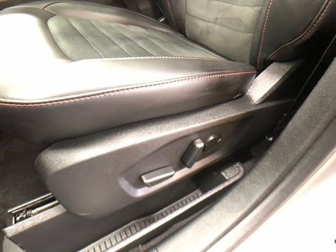 Used 2023 Ford Edge ST-Line w/ Class II Trailer Tow Package image 11