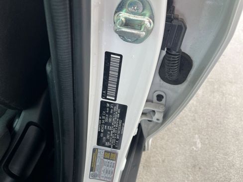 Used 2025 Kia K4 LXS image 28