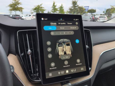 New 2026 Volvo XC60 B5 Ultra w/ Protection Package Premier image 21