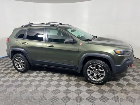 Used 2020 Jeep Cherokee Trailhawk w/ Comfort/Convenience Group AWD/4WD image 12
