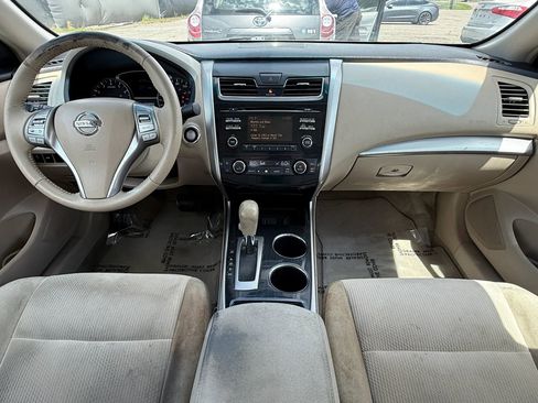 Used 2013 Nissan Altima 2.5 SV w/ 2.5SV Convenience Pkg image 3