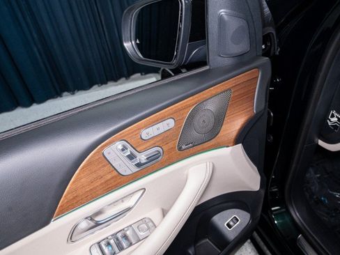 Certified 2025 Mercedes-Benz GLE 350 4MATIC image 10