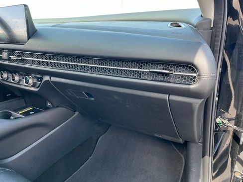 Certified 2025 Honda HR-V EX-L image 30