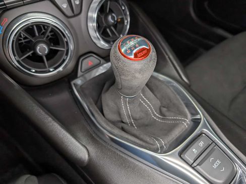 Used 2018 Chevrolet Camaro SS RWD image 25