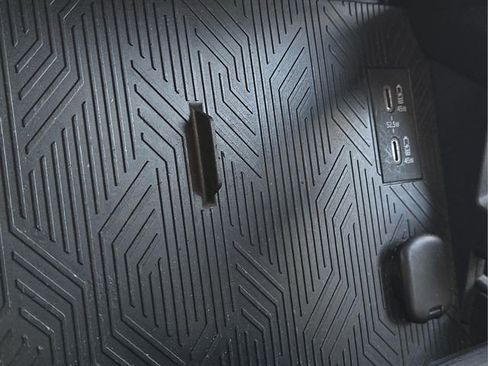 Used 2024 Toyota Tacoma SR5 image 23