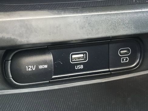 Used 2023 Kia Soul GT-Line image 10