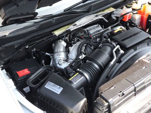 Used 2020 Chevrolet Silverado 3500 LT AWD/4WD image 13