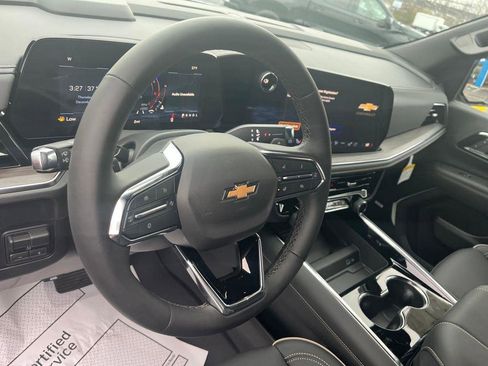 New 2026 Chevrolet Suburban Premier image 10