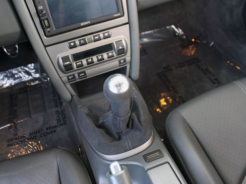 Used 2006 Porsche 911 GT3 RS image 13
