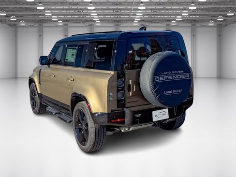 New 2025 Land Rover Defender 110 X image 3