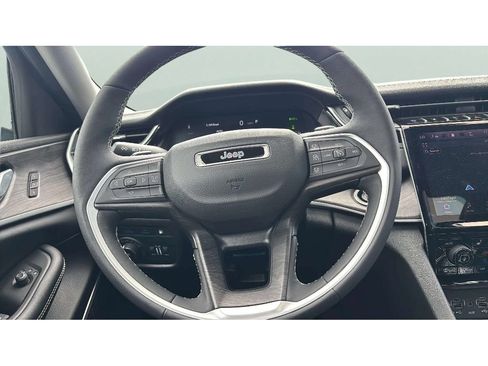 Used 2024 Jeep Grand Cherokee Limited 4xe AWD/4WD image 15