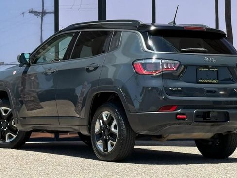 Used 2018 Jeep Compass Trailhawk w/ Navigation Group AWD/4WD image 7