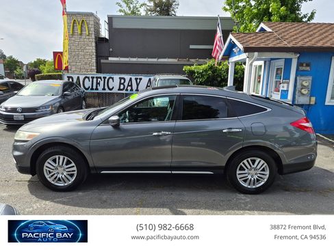 Used 2014 Honda Crosstour EX image 4