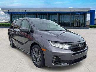 Used 2025 Honda Odyssey Touring video 1