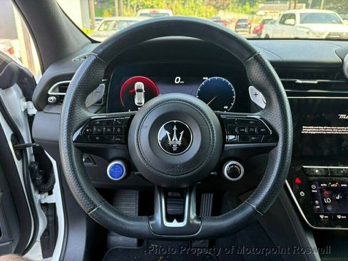 Used 2024 Maserati Grecale GT AWD/4WD image 12