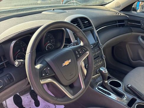 Used 2015 Chevrolet Malibu LT w/ Power Convenience Package image 24