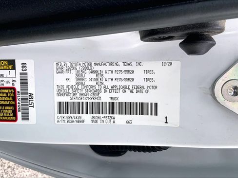 Used 2021 Toyota Tundra Platinum AWD/4WD image 36