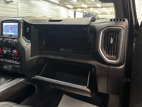 Used 2022 Chevrolet Silverado 2500 LTZ w/ LTZ Plus Package AWD/4WD image 30