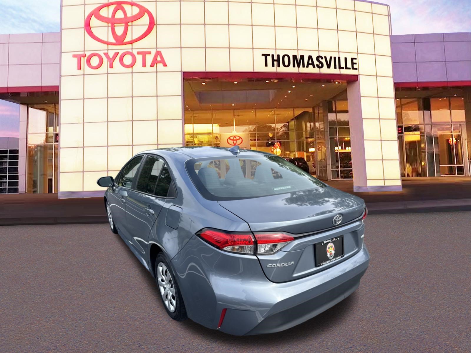 Used 2025 Toyota Corolla LE FWD image 7