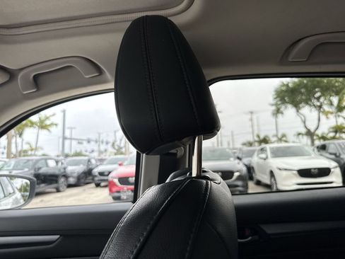 Used 2023 MAZDA CX-5 AWD 2.5 S w/ Preferred Package image 16