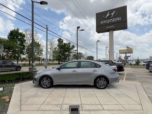 Used 2023 Kia Forte GT-Line image 4