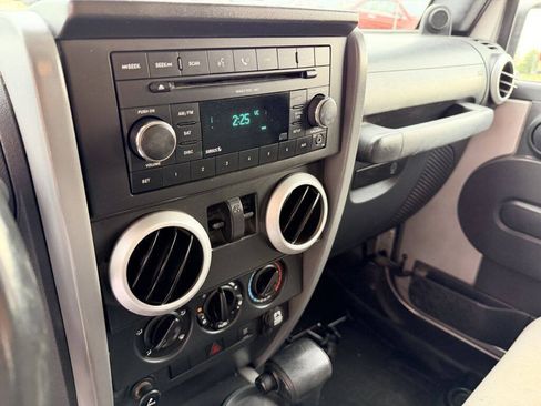 Used 2008 Jeep Wrangler Sahara w/ PWR Convenience Group AWD/4WD image 8